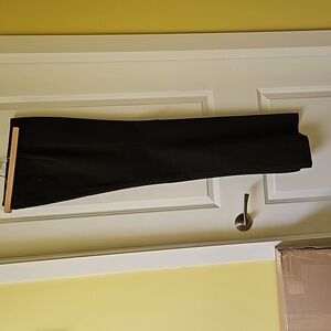 Lady's Suzy Shier Dress Pants Size 7/8